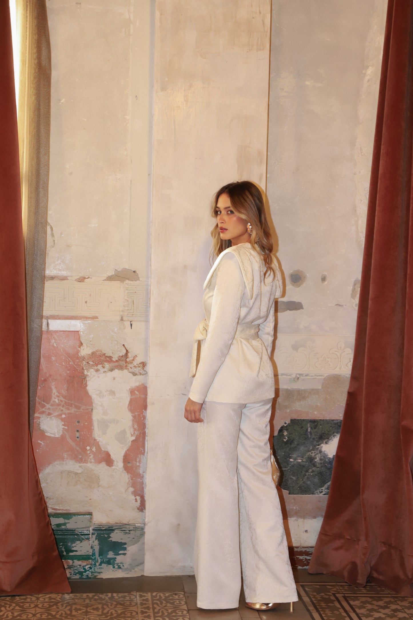 Traje cruzado jacquard solapas