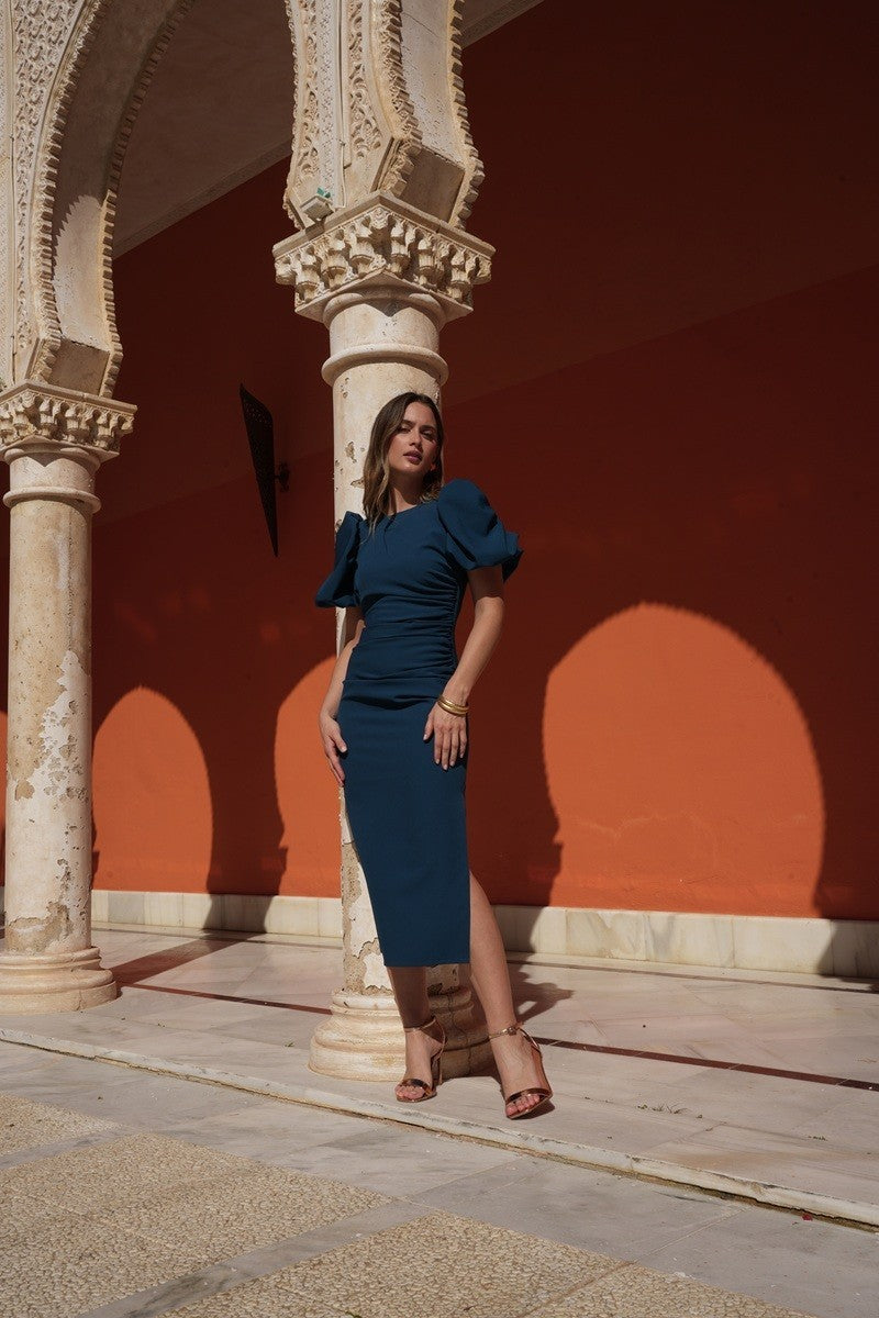 Vestido cut out lateral