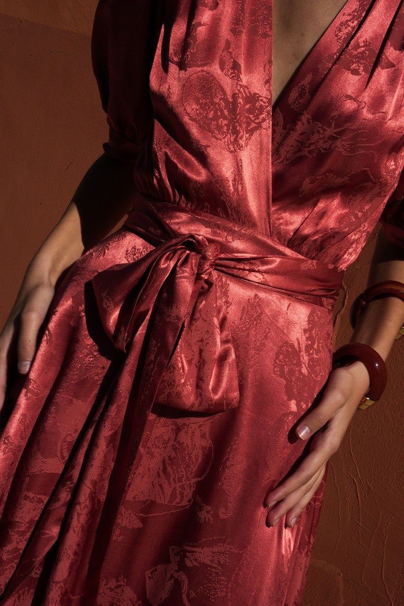 Vestido jacquard teja cruzado