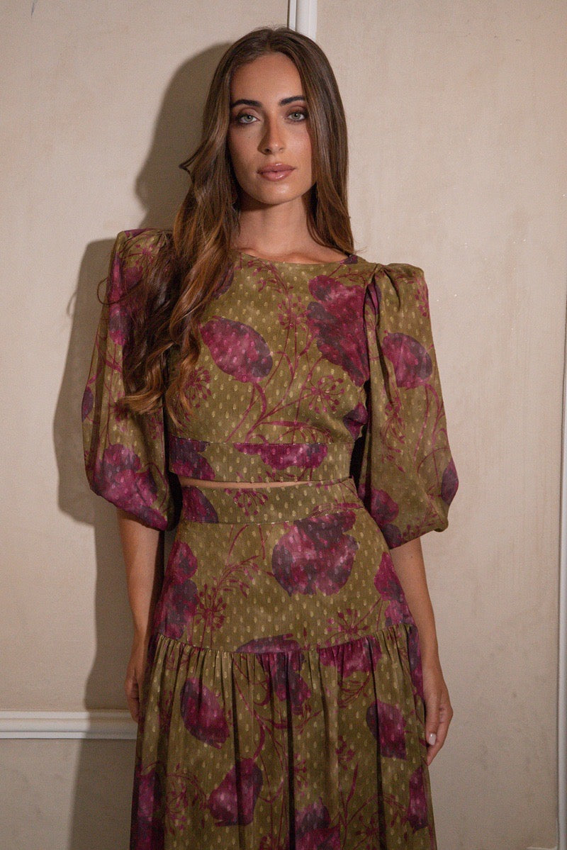 Conjunto plumeti blusa falda larga