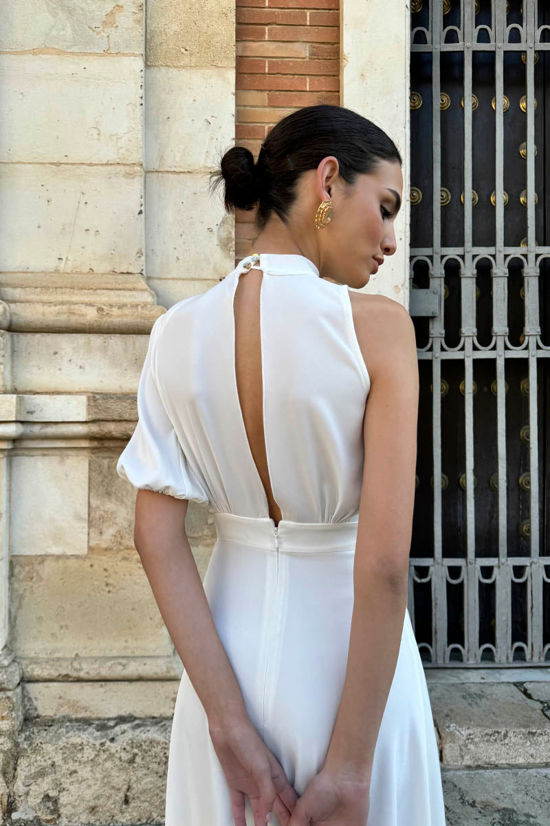 Vestido crudo asimétrico cut out
