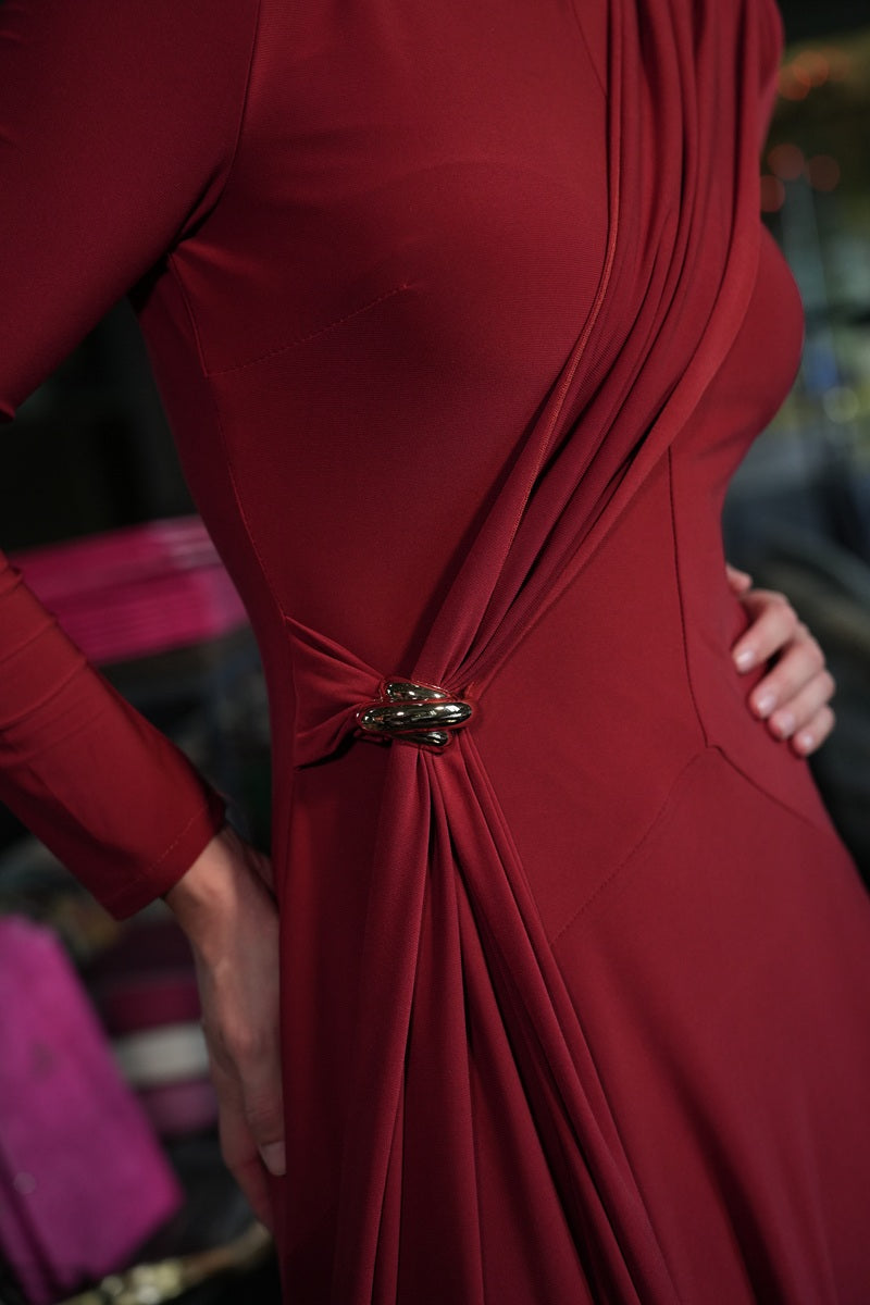 Vestido  punto teja adorno dorado