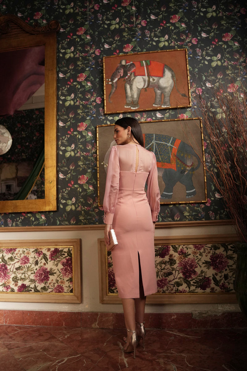 Vestido nude mangas gasa