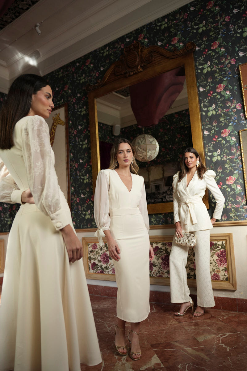 Vestido frunce manga voile bordado