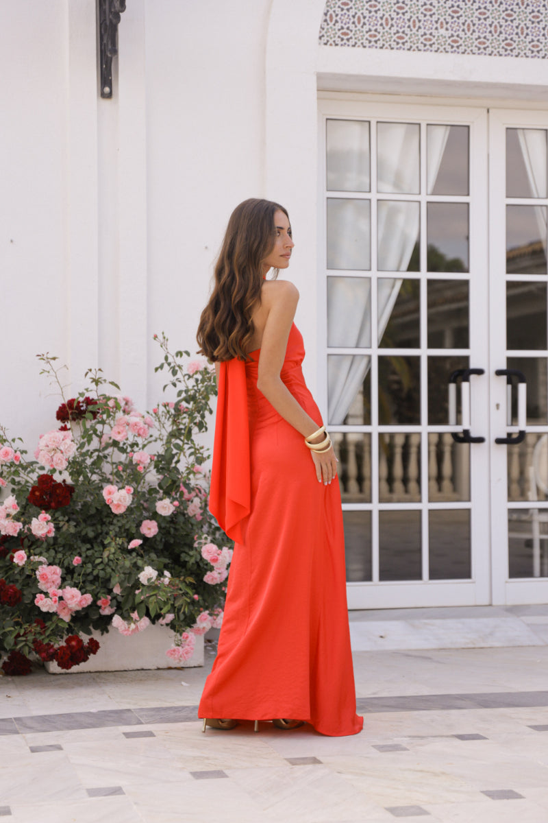 Vestido coral raso anudado cuello lazo