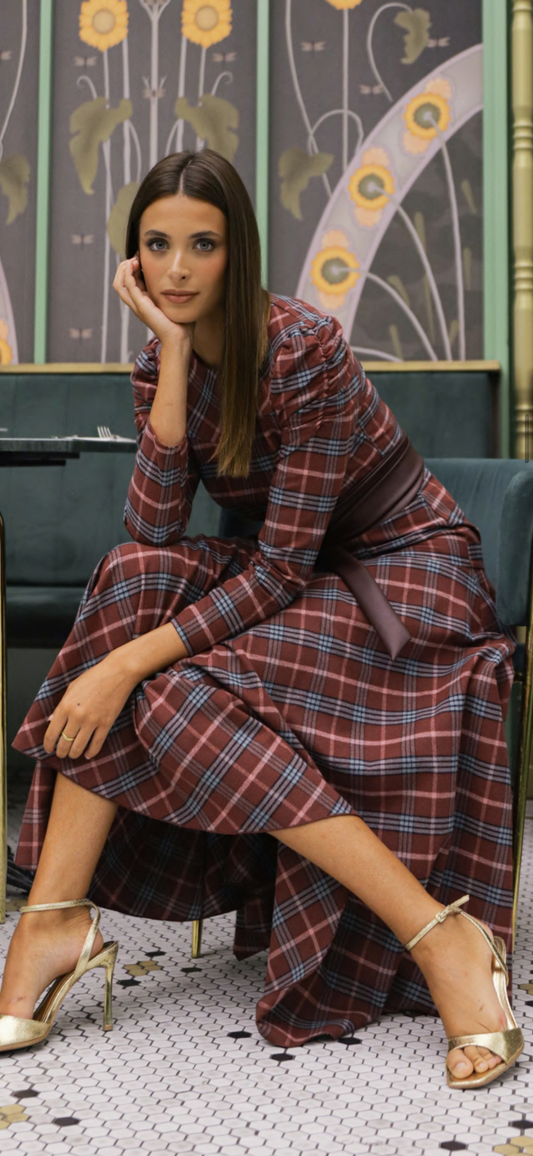 Vestido cuadros picos fajín
