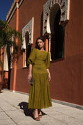 Conjunto plisado oliva top falda