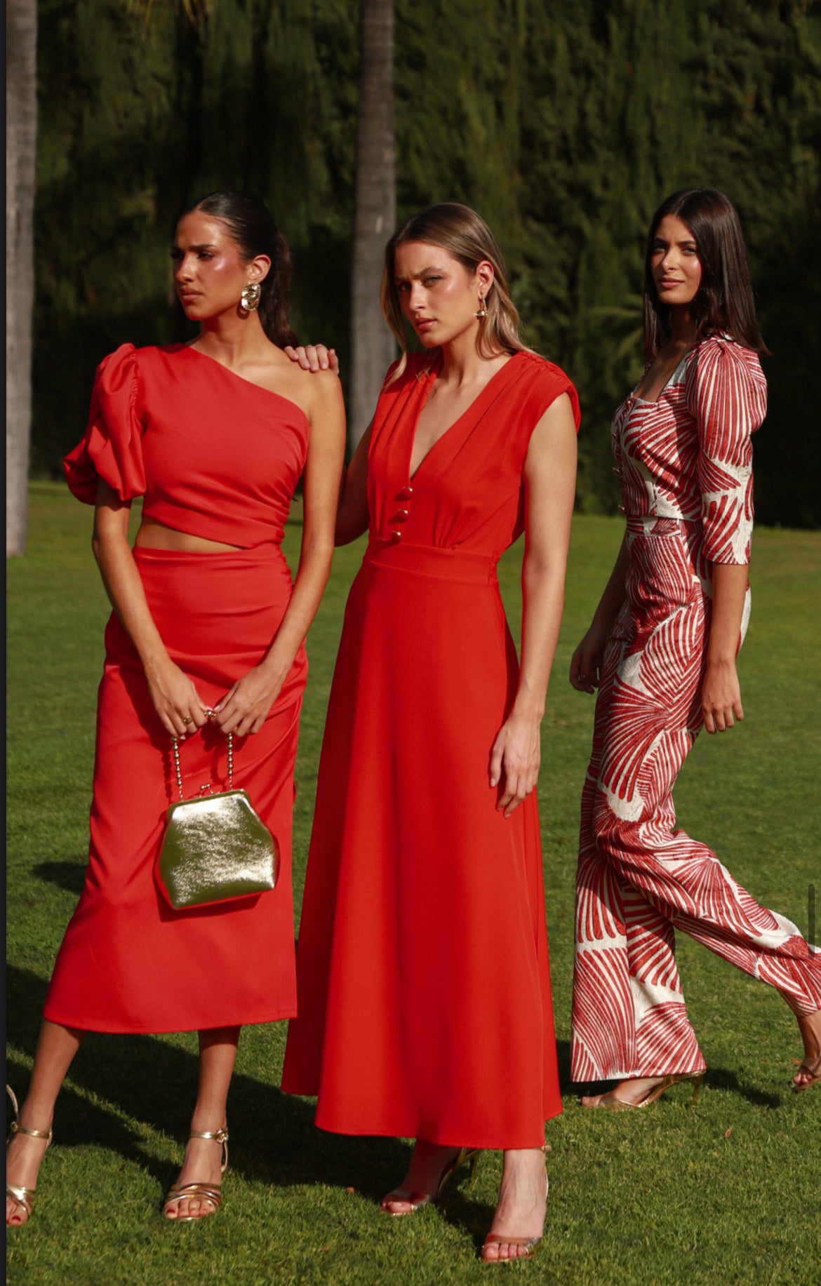 Vestido rojo botones escote