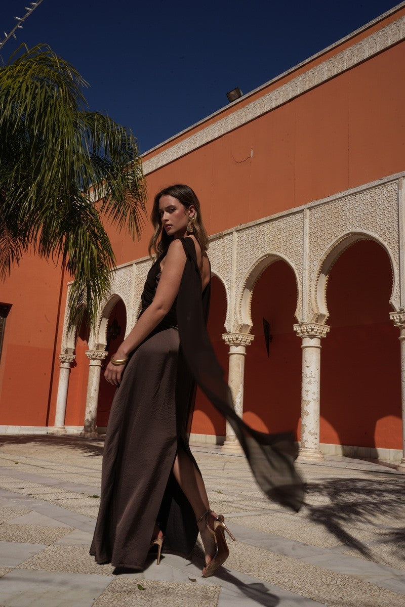Vestido choco raso con gasa para anudar