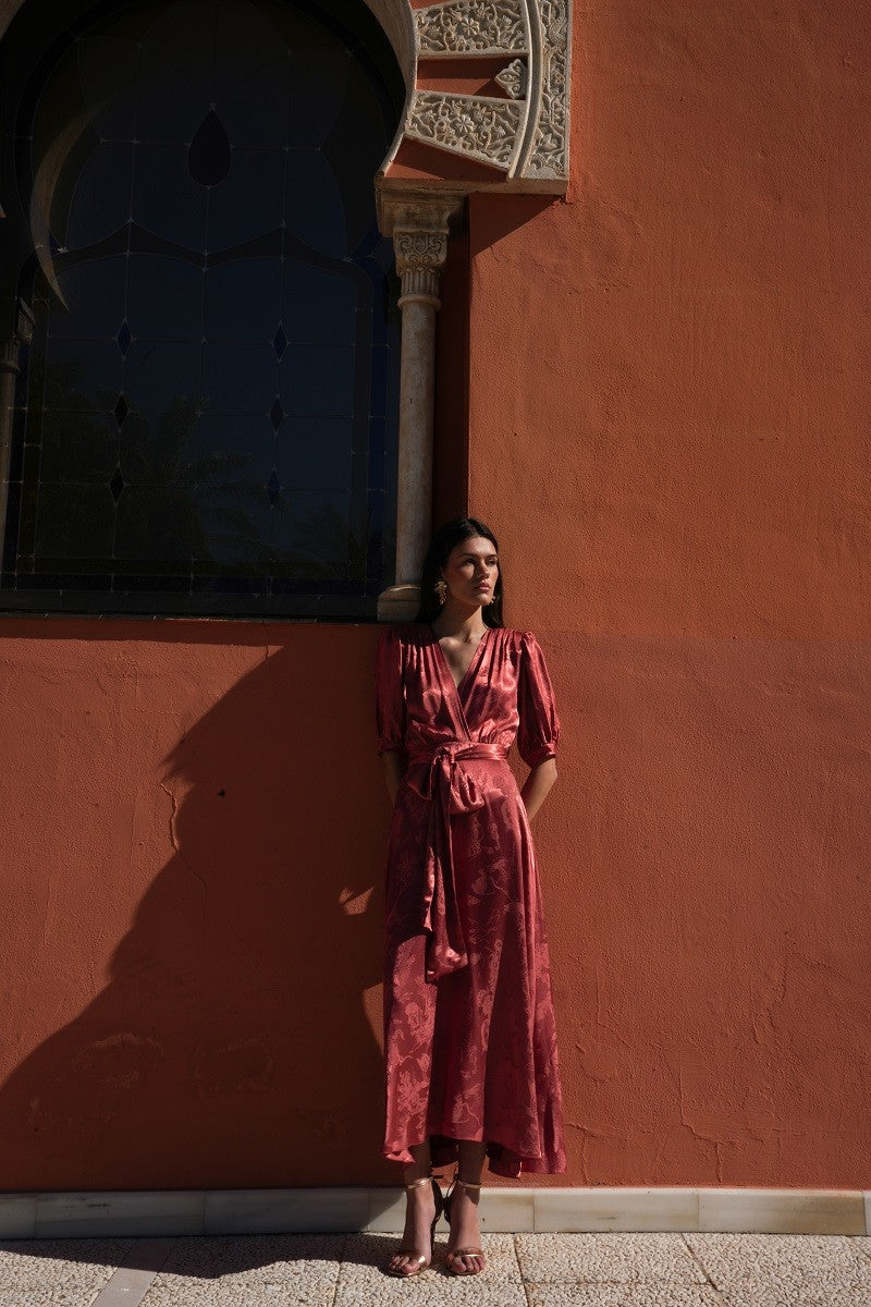 Vestido jacquard teja cruzado