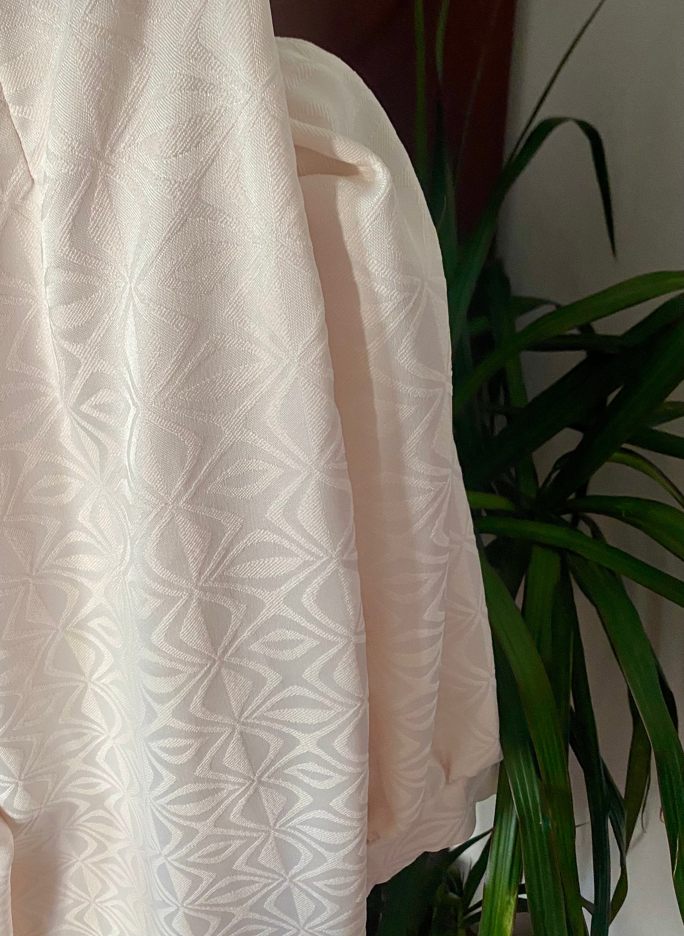 TRAJE JACQUARD CREMA