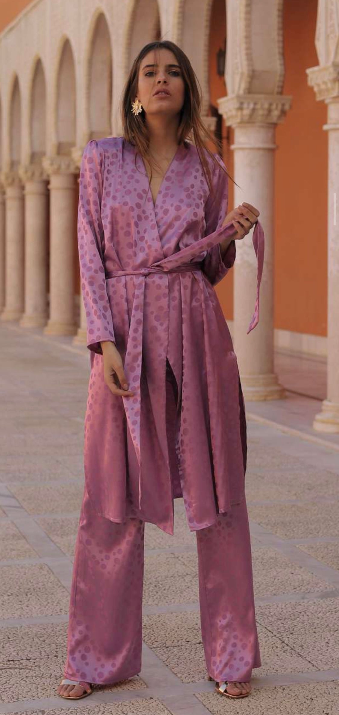 CONJUNTO JACQUARD MALVA TOPOS