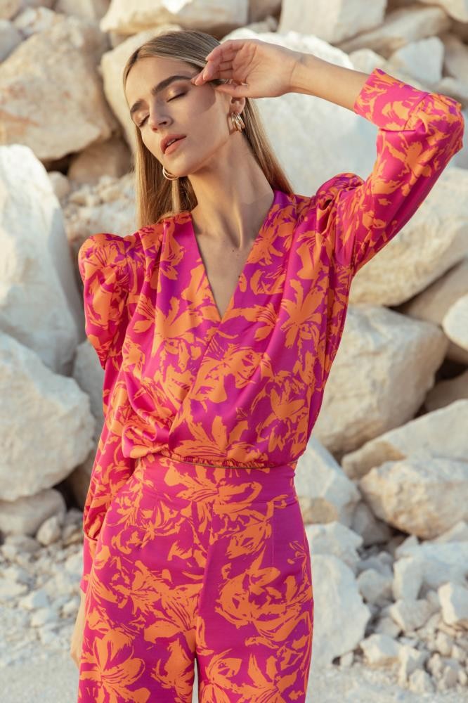 BLUSA ESTAMPADA  CRUZADA